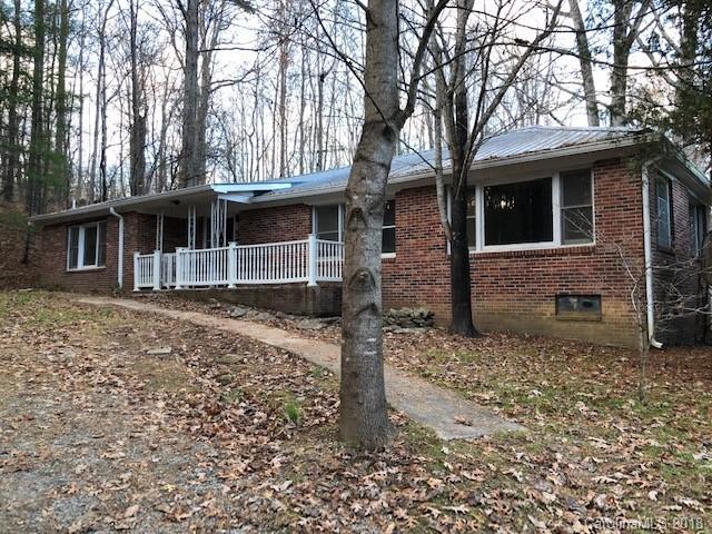 156 Hudgins Rd., Hendersonville, NC 28792