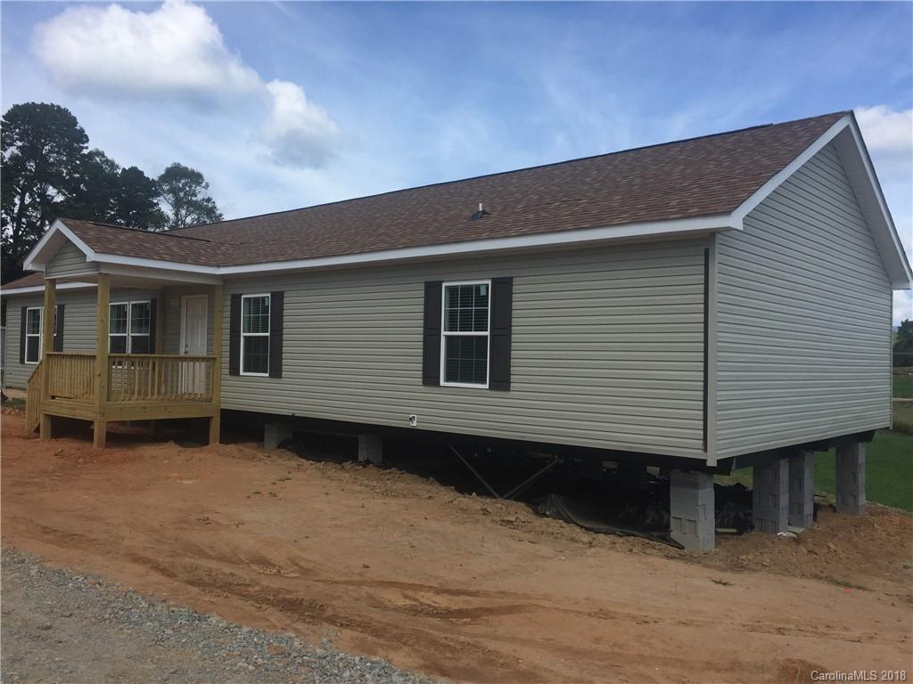 1068 Chestnut Gap Rd., Hendersonville, NC 28792