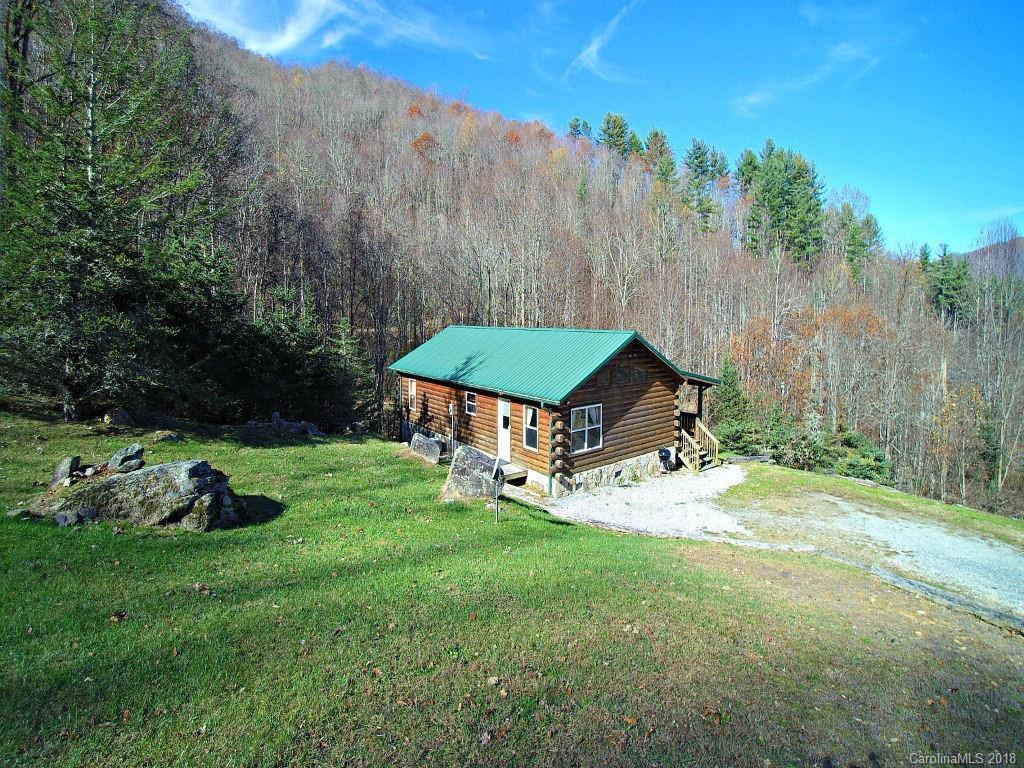 97 Deep Gully Tr., Bryson City, NC 28713