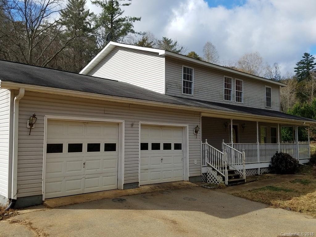 11 Aquarian Way, Leicester, NC 28748