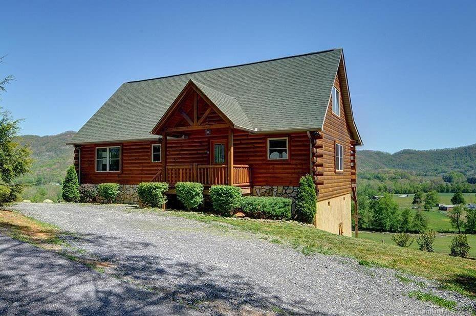 42 Midland Dr., Waynesville, NC 28785