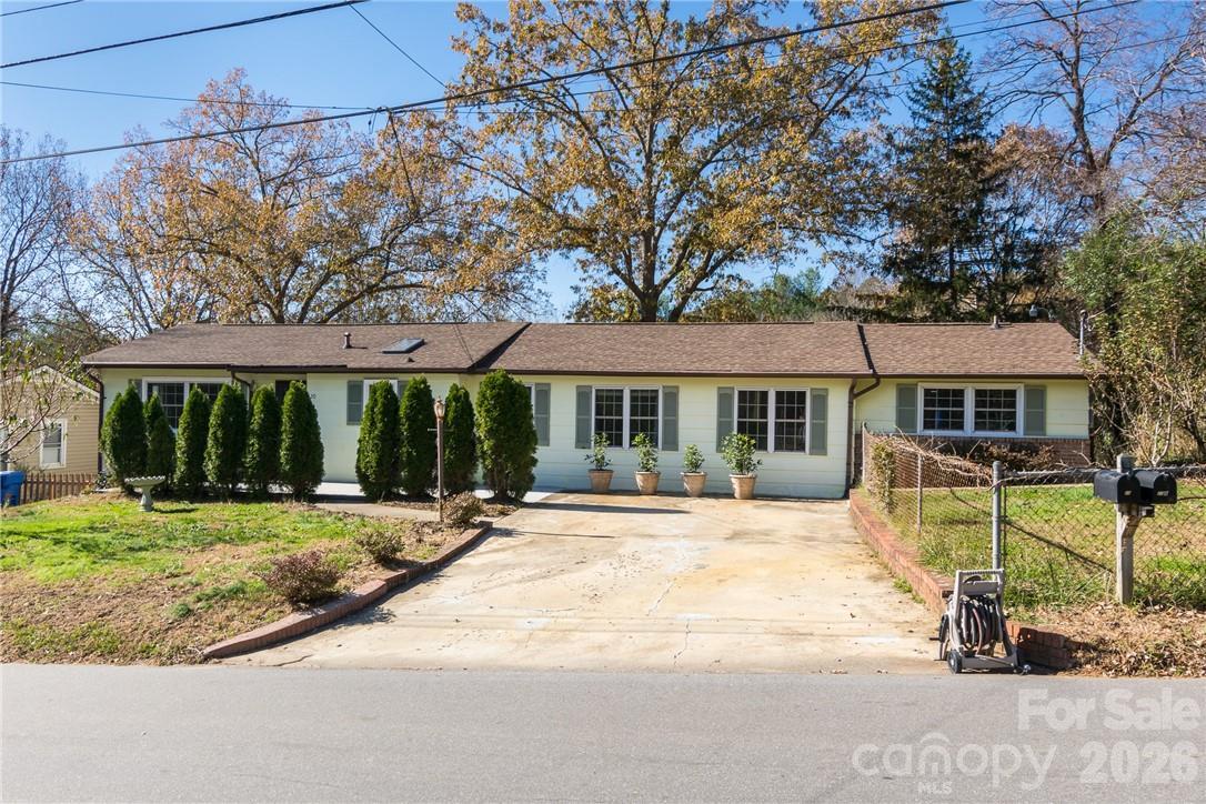 20 Barnard Ave., Asheville, NC 28804