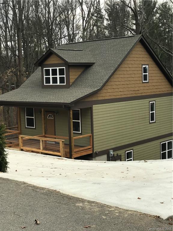 39 W Skyland Cir., Asheville, NC 28804