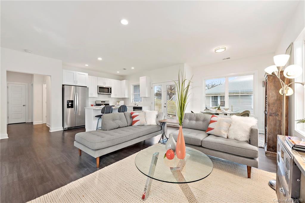 2906 Coronet Way, Charlotte, NC 28208