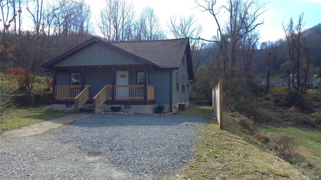 66 Love Ave., Sylva, NC 28779
