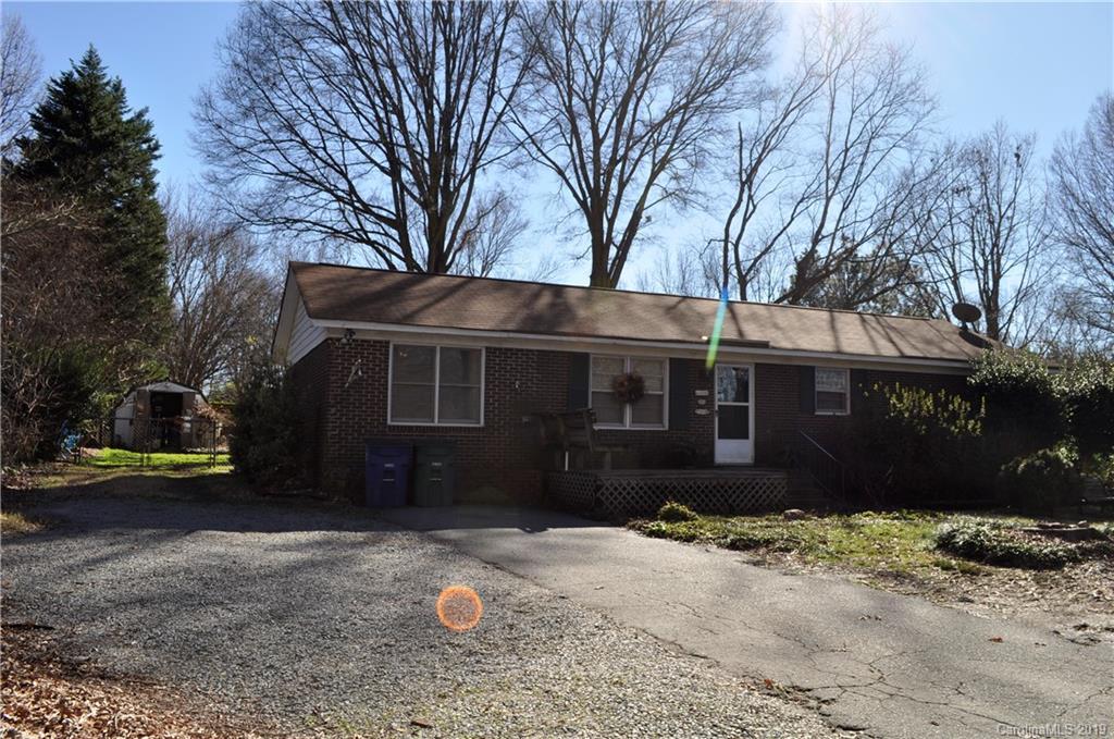1300 Stallings Rd., Matthews, NC 28104
