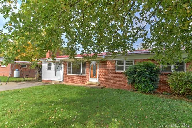 296 Rogers St., Waynesville, NC 28786
