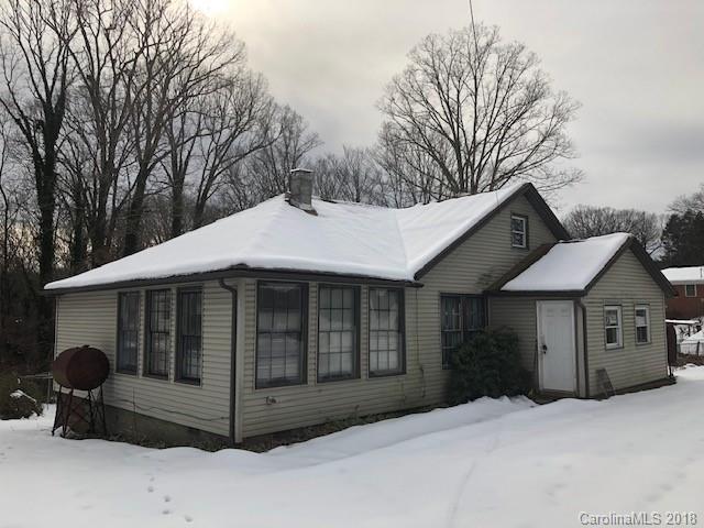 816 Sand Hill Rd., Asheville, NC 28806