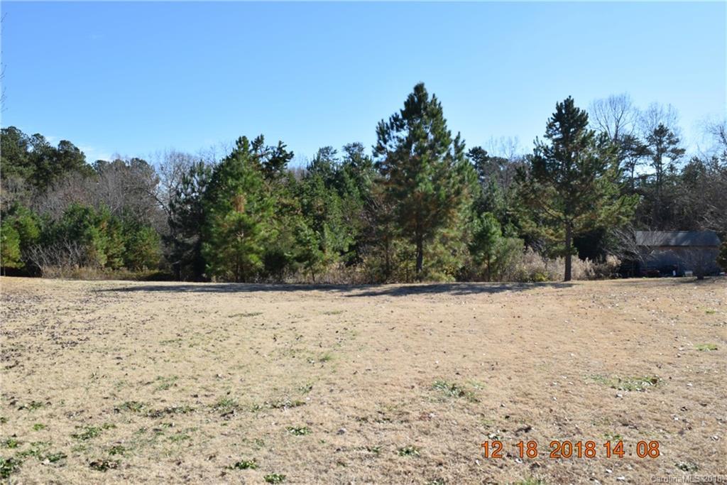 1153 Peppertree Dr., Mount Holly, NC 28120