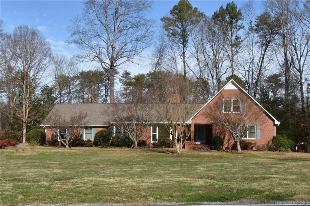 225 Sandy Ford Rd., Mount Holly, NC 28120