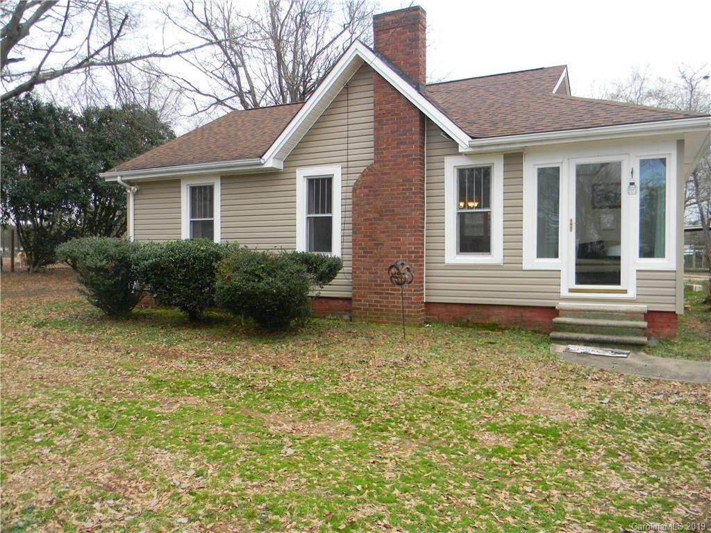 638 Boss Moore Rd., Ellenboro, NC 28040