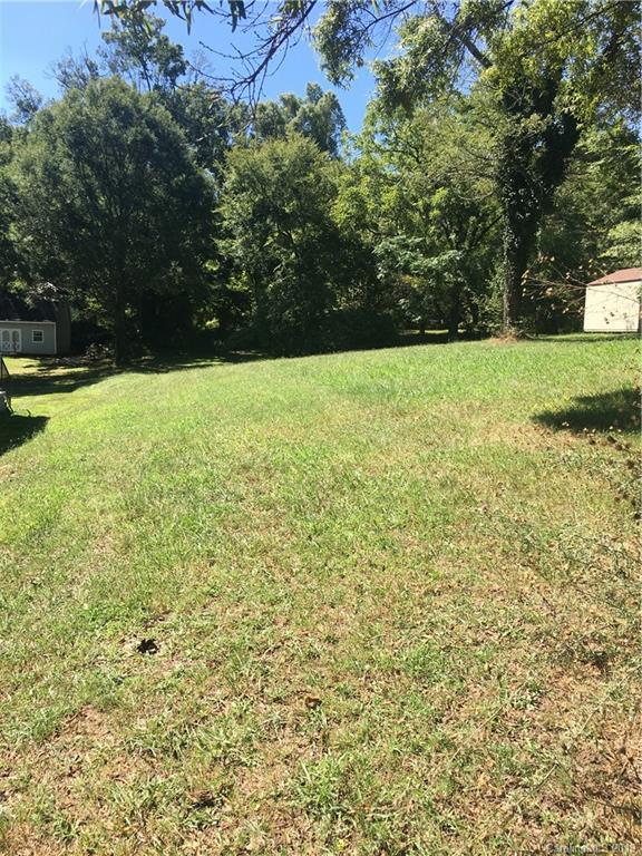 390 N Broad St., Mooresville, NC 28115