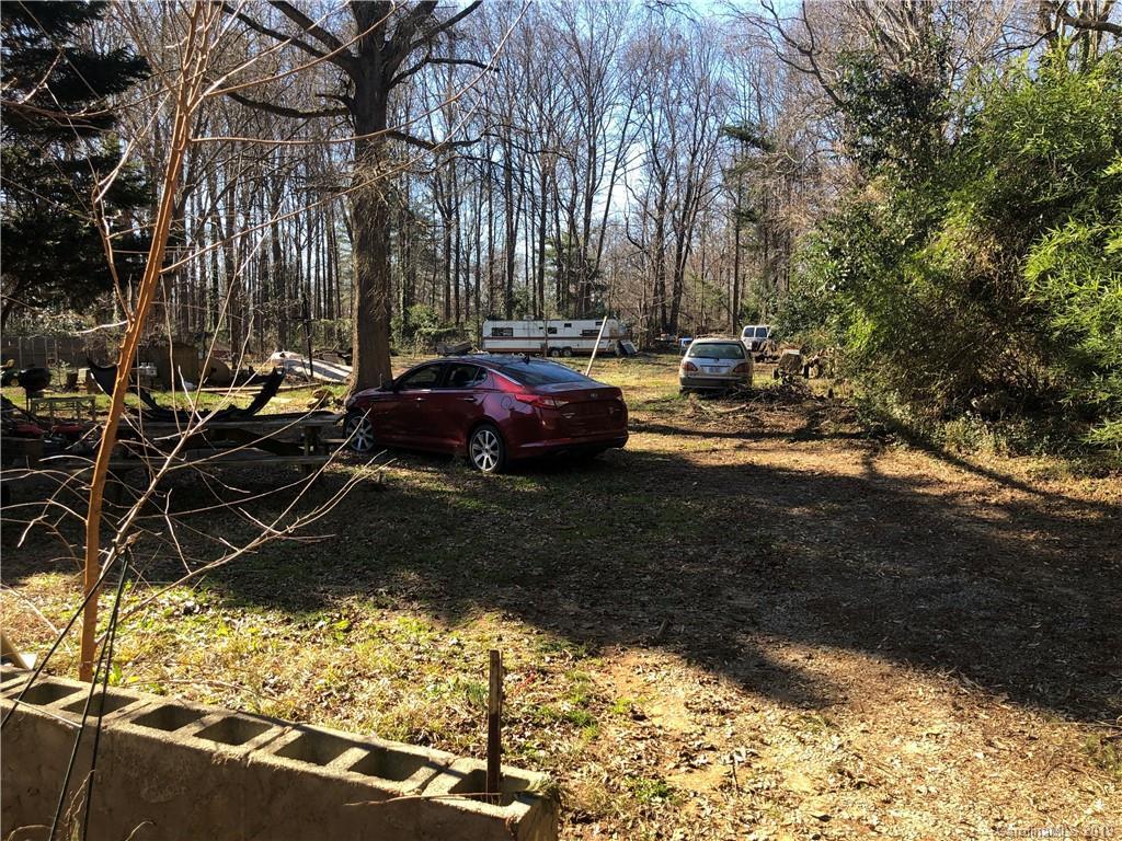 5806 Wilora Lake Rd., Charlotte, NC 28212