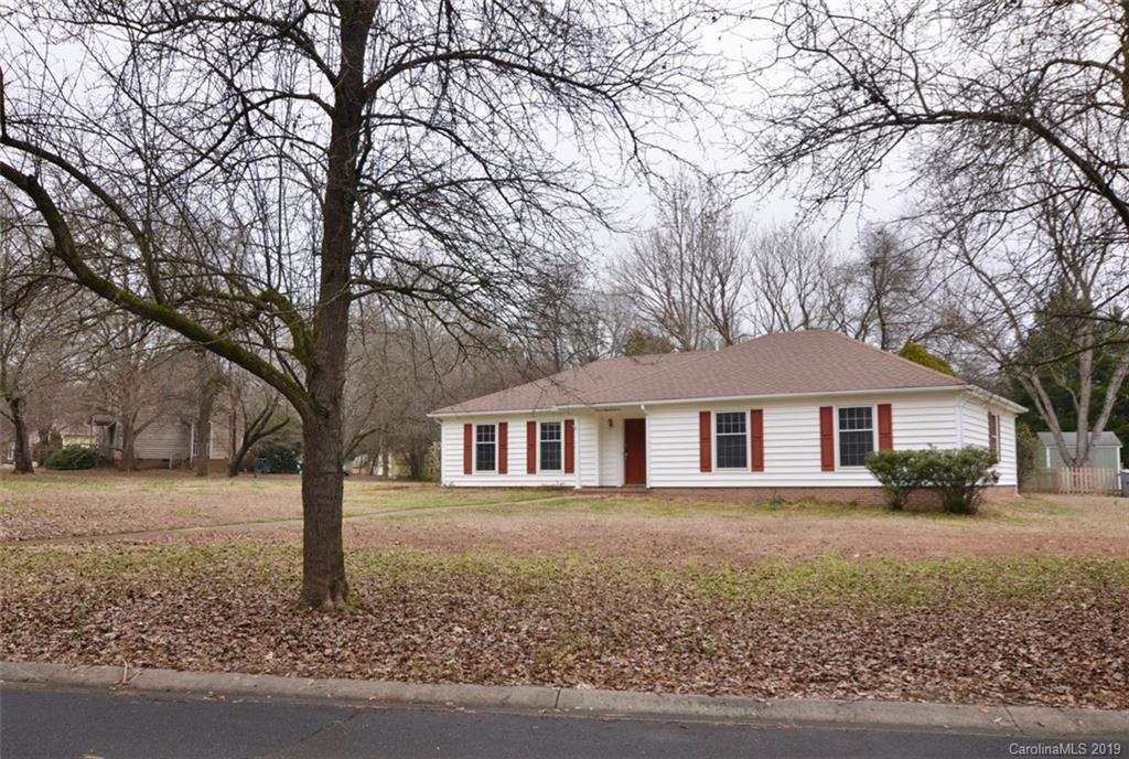 11807 Laurel Grove Ln., Charlotte, NC 28226