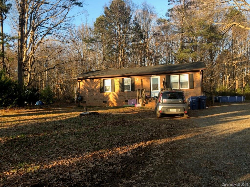 3906 New Town Rd., Waxhaw, NC 28173