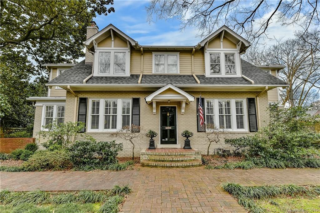 1607 Brandon Rd., Charlotte, NC 28207