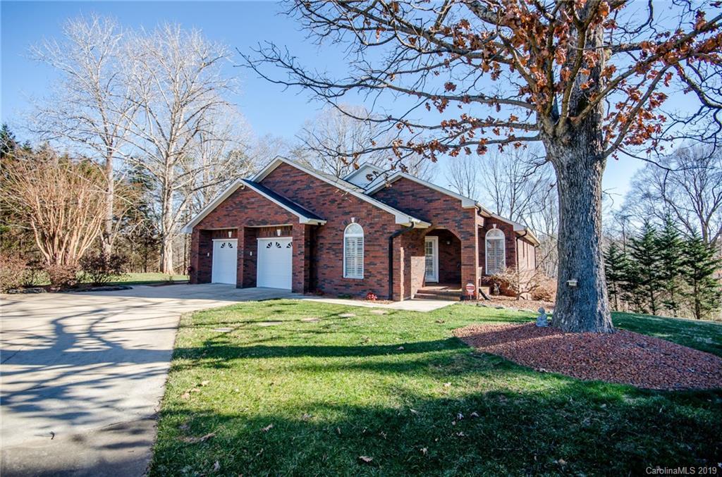 700 Whites Farm Rd., Statesville, NC 28625