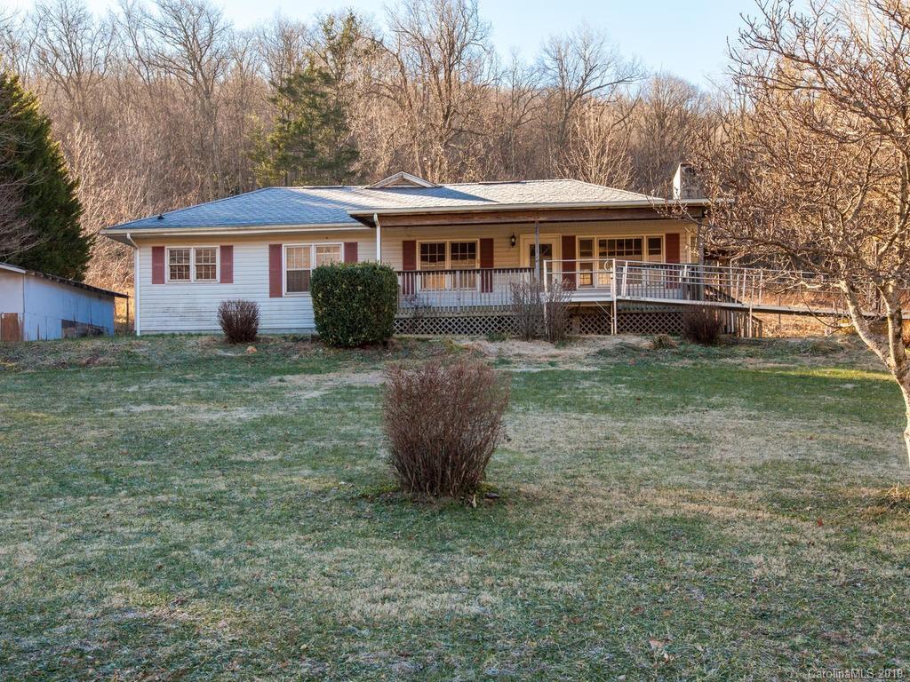 811 Old Fort Rd., Fairview, NC 28730