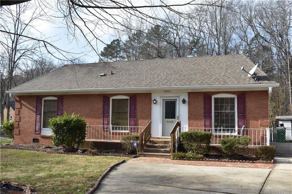 6615 Farmway Pl., Charlotte, NC 28215