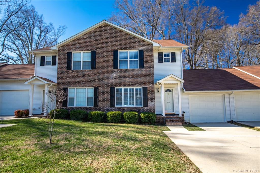 105 Teaberry Ct., Mooresville, NC 28115