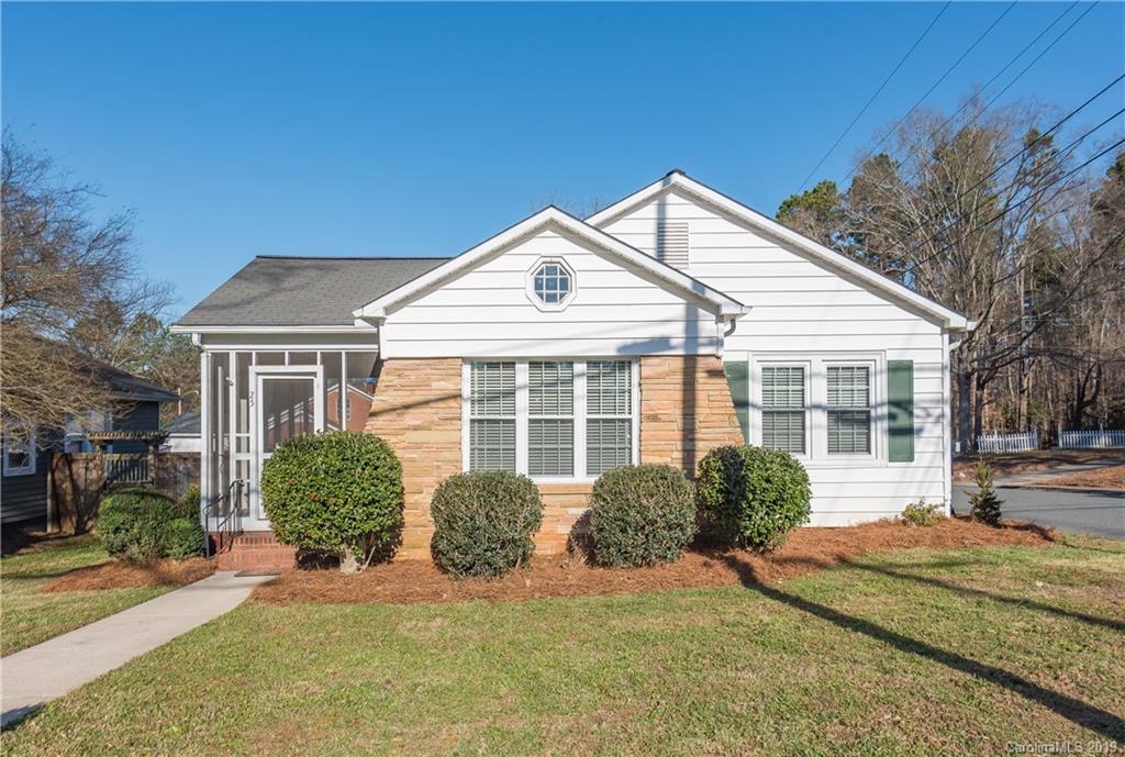 25 SE Oakland Ave., Concord, NC 28025
