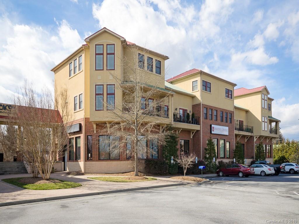 475 S Church St. #J, Hendersonville, NC 28792