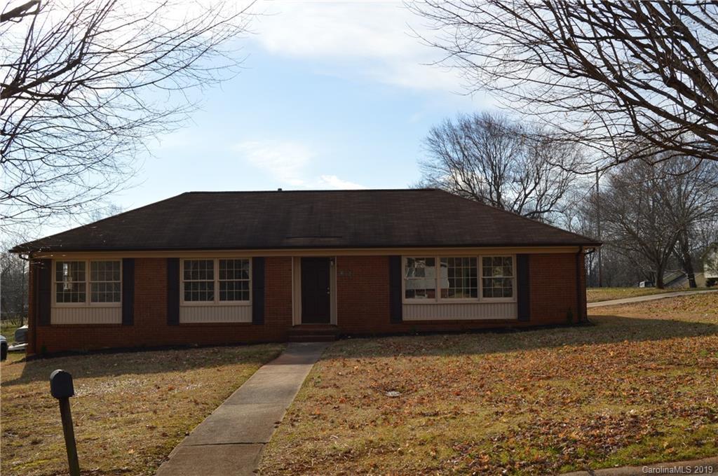 633 Colonial Dr., Statesville, NC 28625