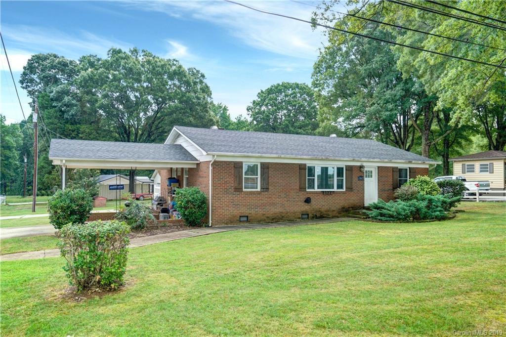 1067 Shearers Rd., Mooresville, NC 28115