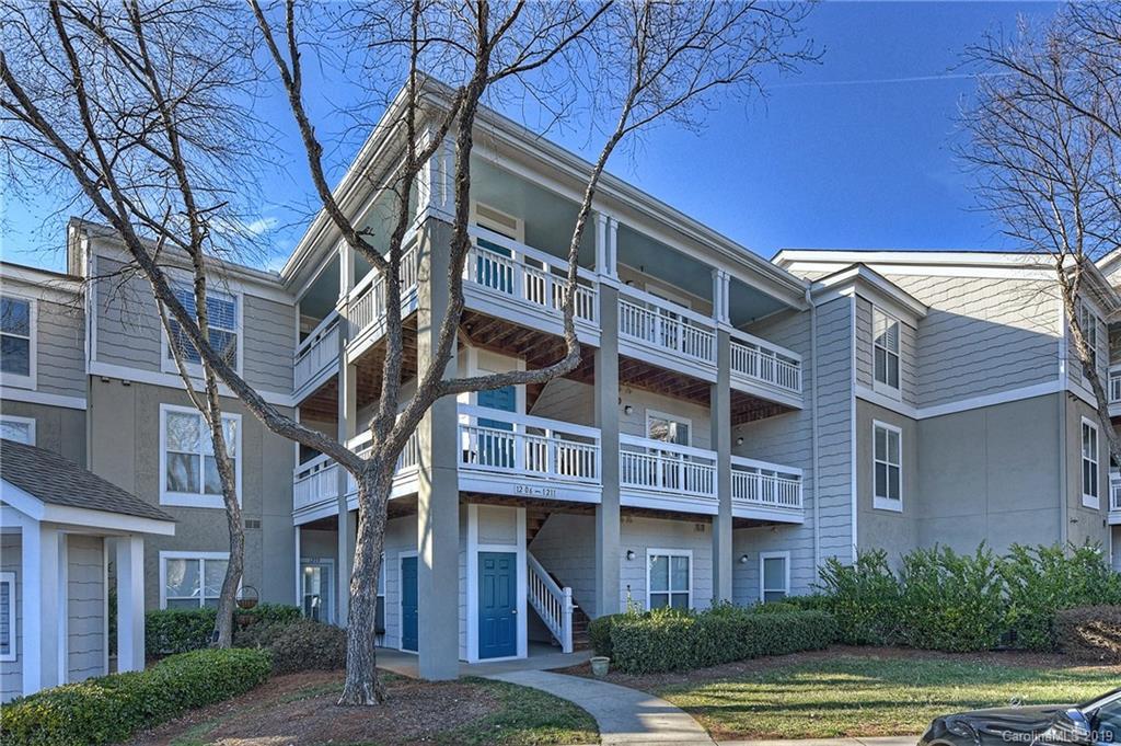 1210 Torrence Cir. #11, Davidson, NC 28036