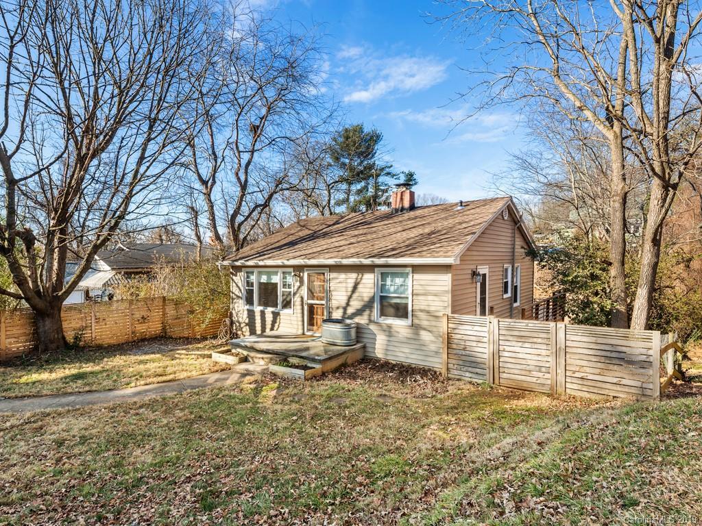 28 Adams St., Asheville, NC 28801