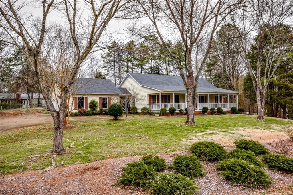 7817 Old Post Rd., Denver, NC 28037