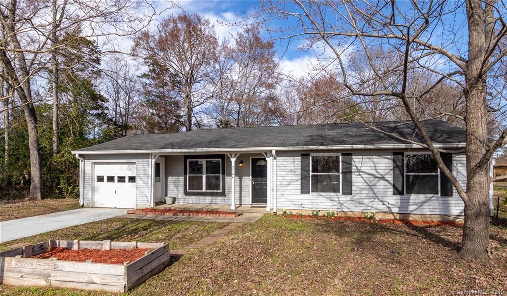 2304 Parkhighland Ct., Charlotte, NC 28273