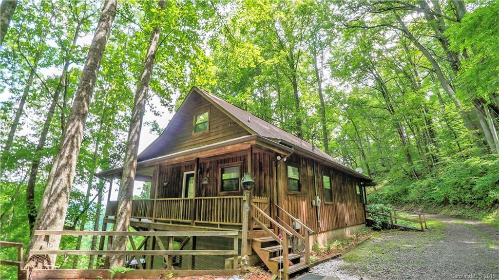 668 Greenslade Dr., Sylva, NC 28779