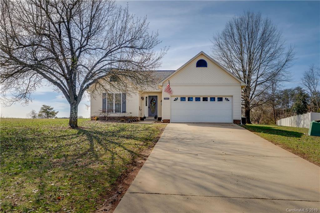 7845 Adeline Ln., Sherrills Ford, NC 28673