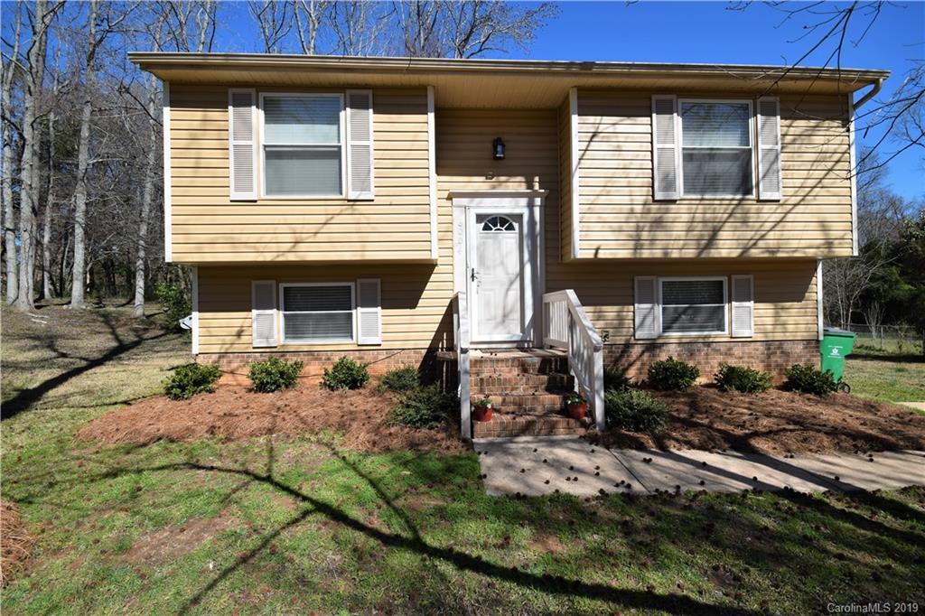 6004 Fringe Tree Dr., Charlotte, NC 28227