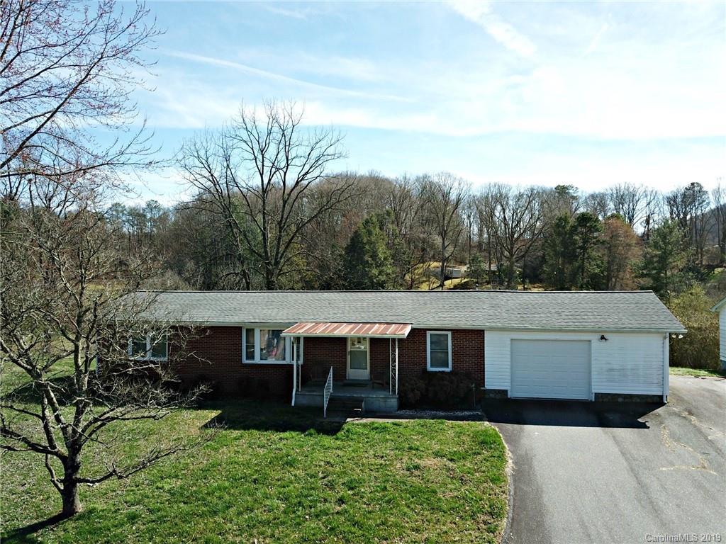 31 Astro Dr., Sylva, NC 28779