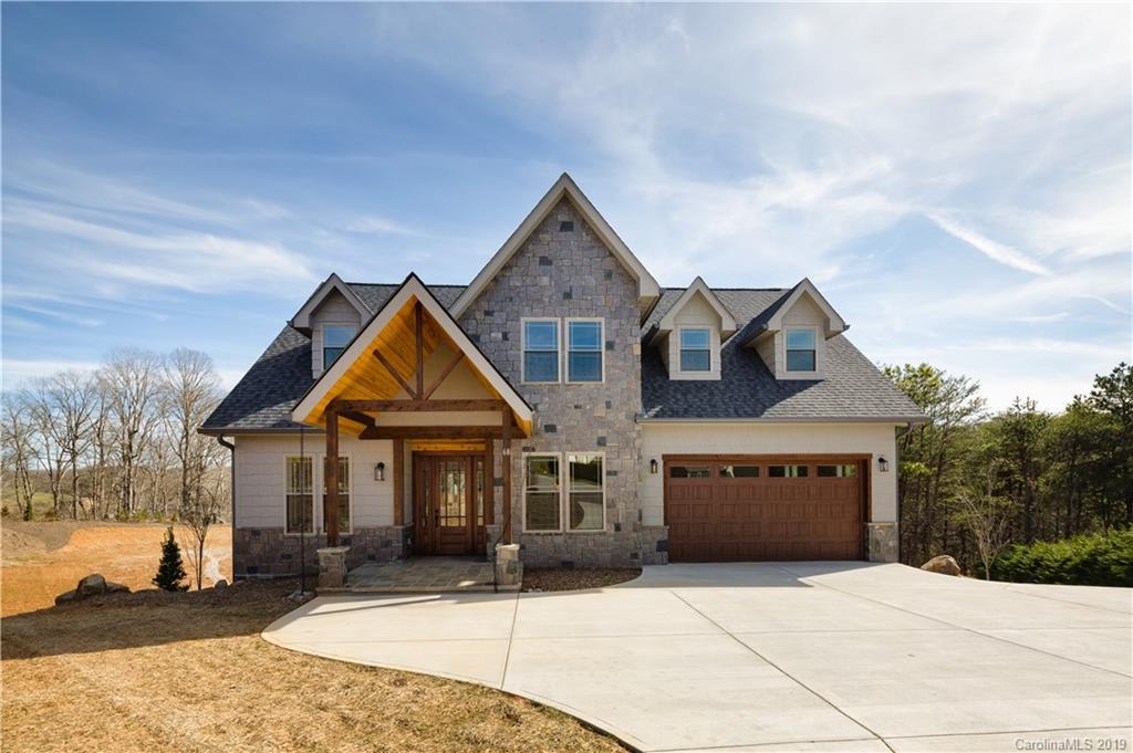 68 Mountain Shadows Dr., Leicester, NC 28748