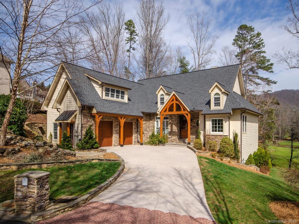 20 Lakeway Cir., Weaverville, NC 28787