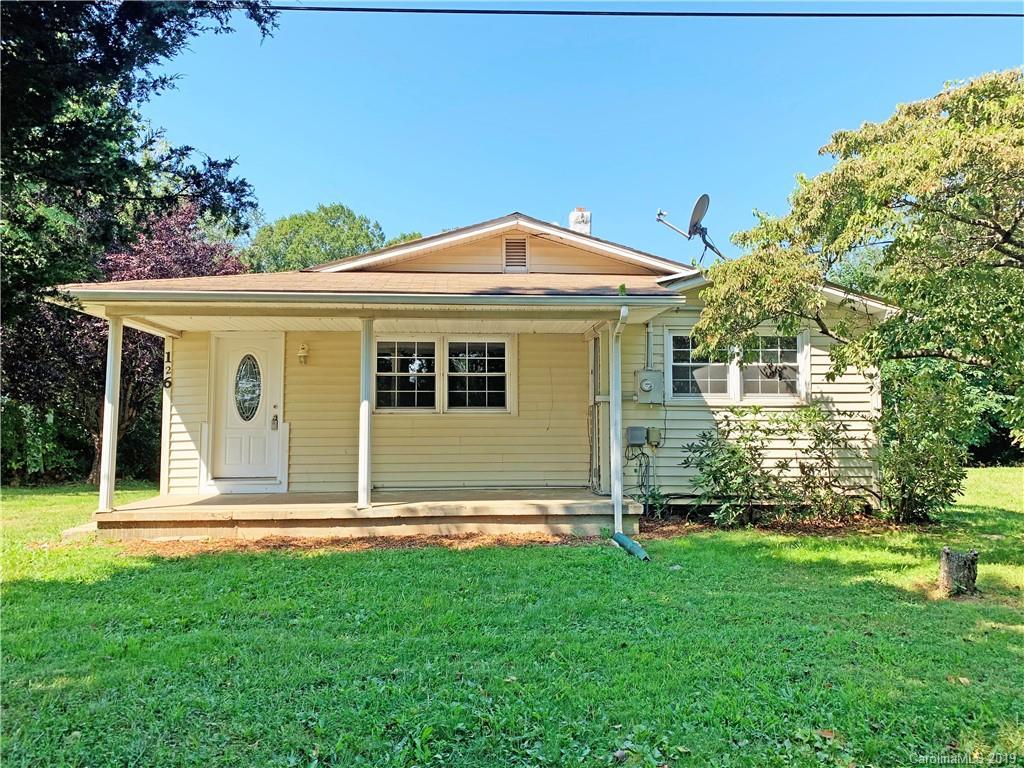 126 Maplewood Dr., Asheville, NC 28806