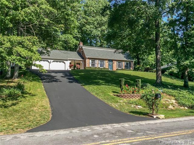 21 W Fairway Dr., Etowah, NC 28729