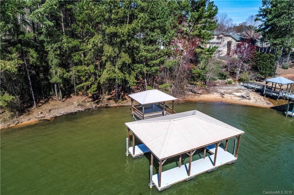 2564 Penngate Dr., Sherrills Ford, NC 28673