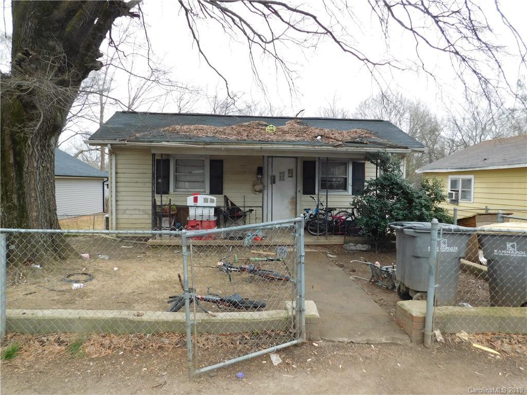 207 Wood Ave., Kannapolis, NC 28083