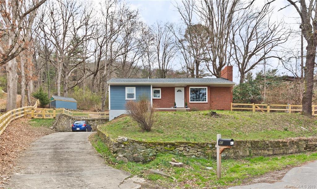 45 Hillcrest Rd., Asheville, NC 28804