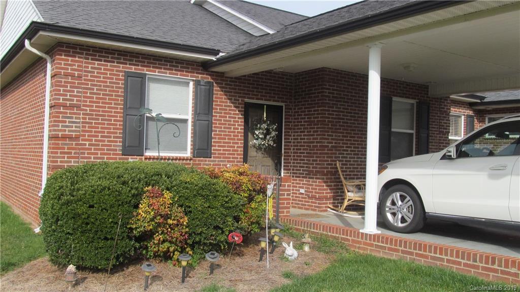 6277 Iris Ct., Denver, NC 28037