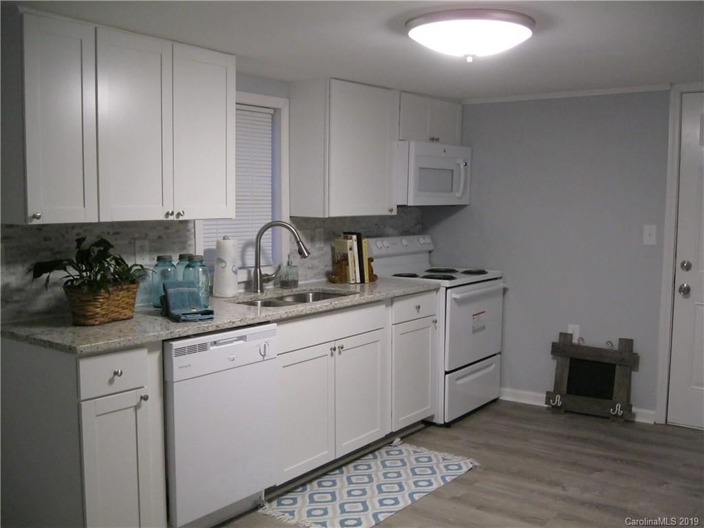 305 W Ruby Ave., Gastonia, NC 28052