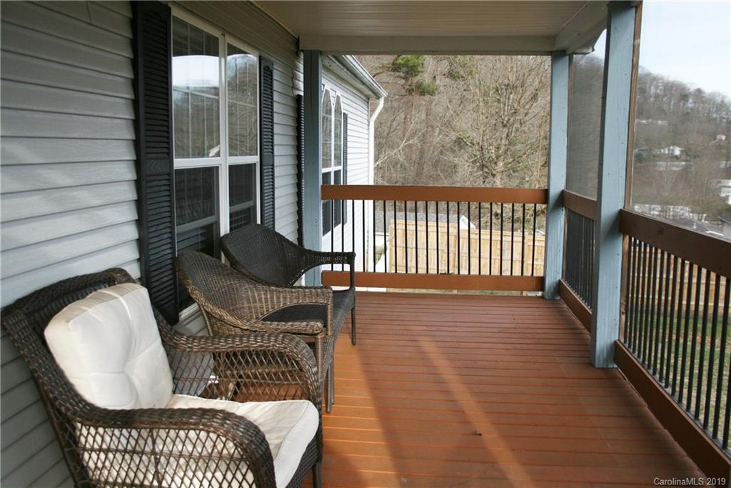 23 Jackson View Rd., Asheville, NC 28806
