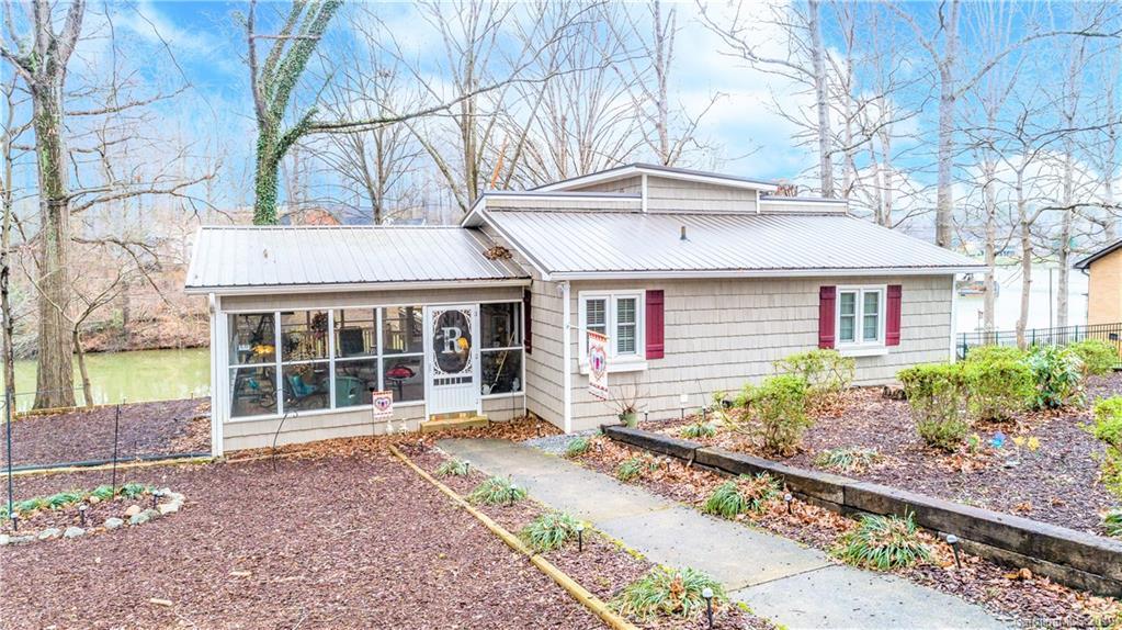 5129 Independence Ln., Denver, NC 28037