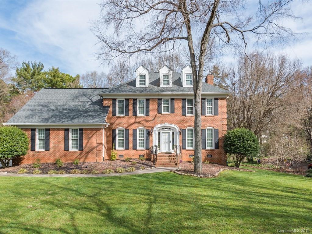 5634 Hillingdon Rd., Charlotte, NC 28226