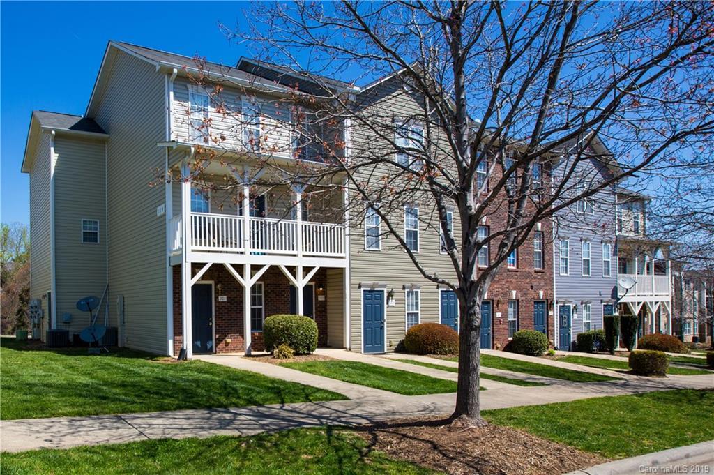119 Steam Engine Dr. #101, Mooresville, NC 28115
