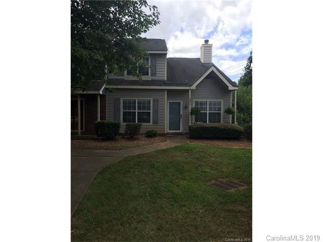 3854 Mosscroft Ln., Charlotte, NC 28215